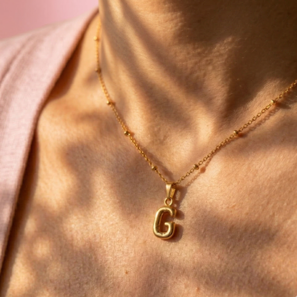 Collier lettre G