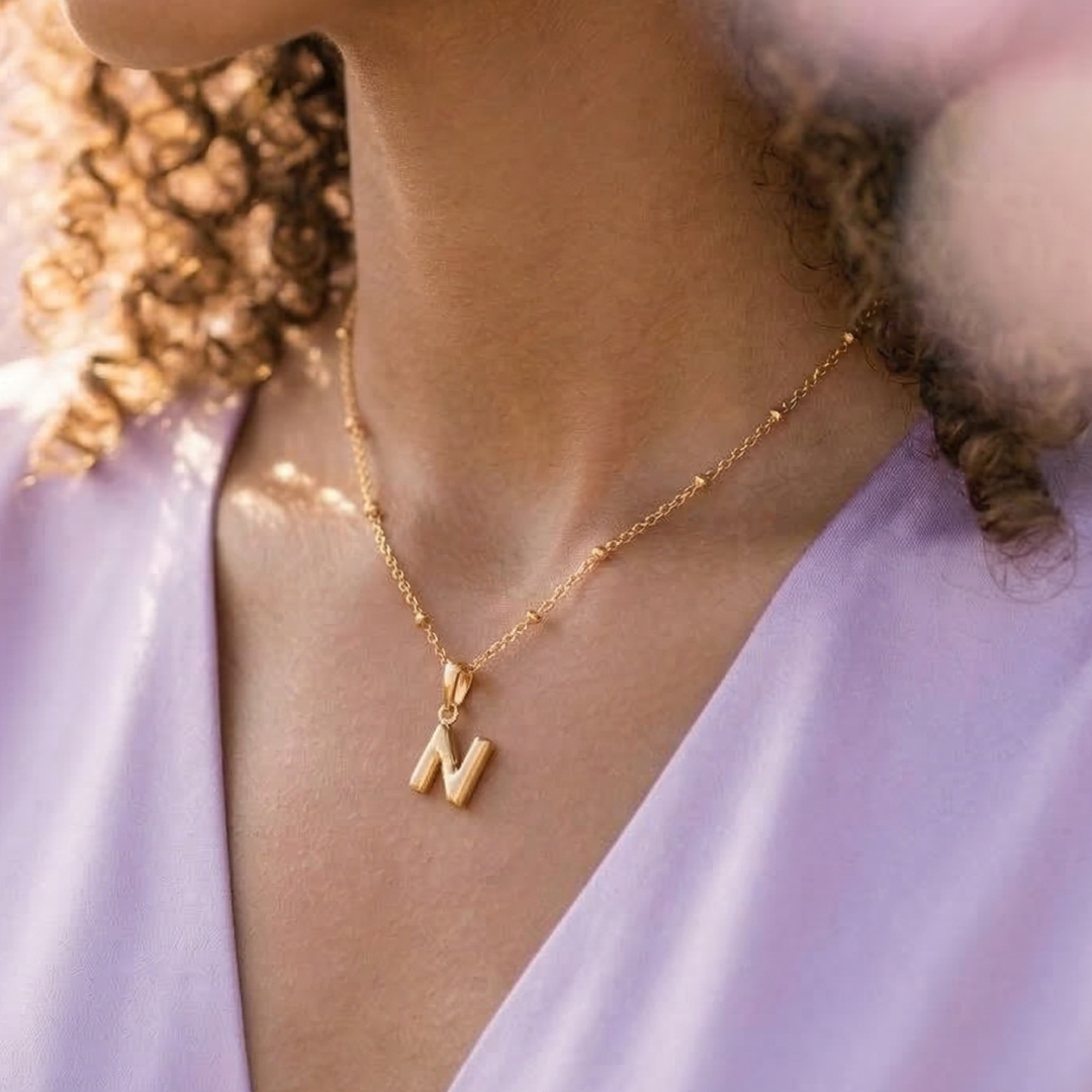 Collier lettre N
